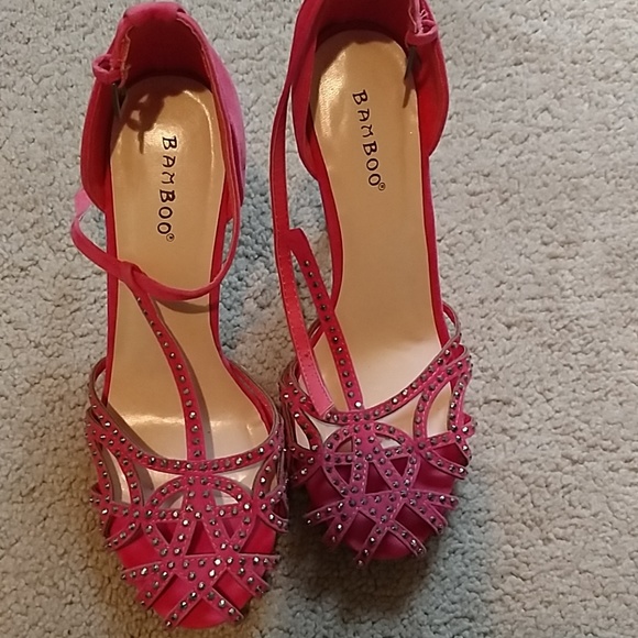 Shoes - Picture 2 of 2